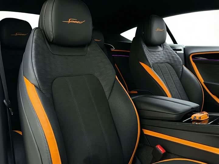 Bentley Continental GT Hybrid, 2025 — фото 8 из 9