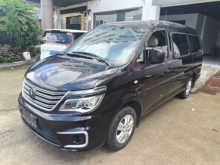 Dongfeng Forthing Lingzhi M5, 2022 — купить в Санкт-Петербурге под ключ
