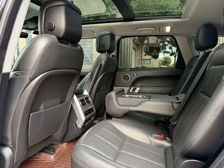 Land Rover Range Rover Sport Hybrid, 2021 — фото 8 из 9