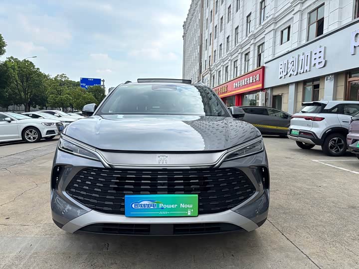 BYD Song L DM-i Hybrid, 2024 — фото 2 из 9