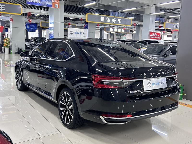 Skoda Superb, 2024 — фото 4 из 11
