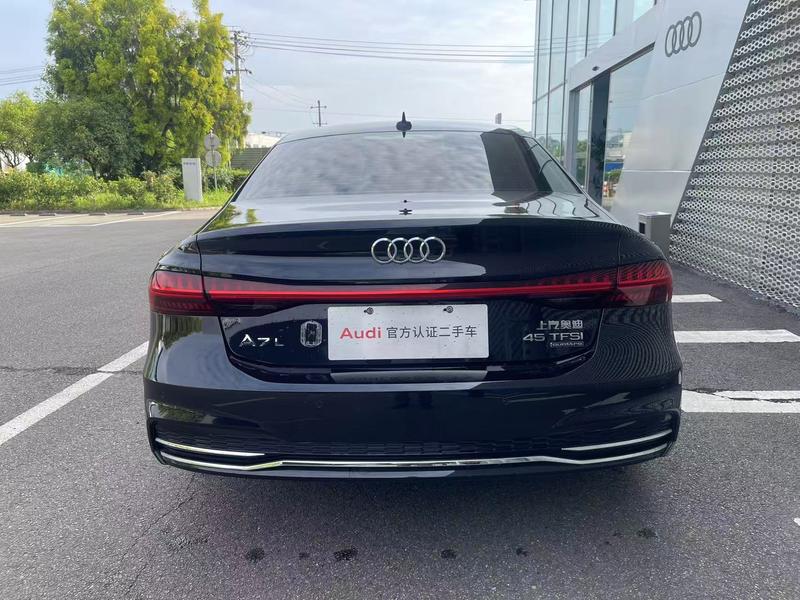 Audi A7L, 2024 — фото 3 из 10