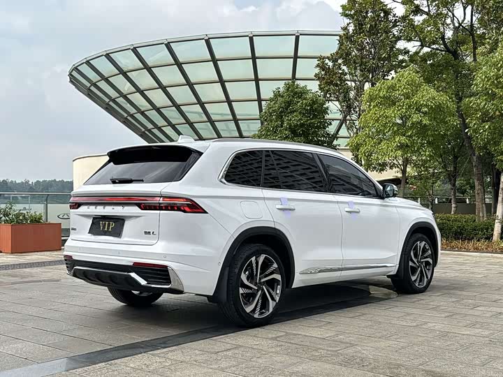 Geely Monjaro, 2023 — фото 8 из 9