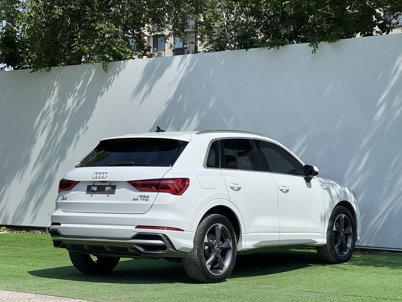 Audi Q3, 2021 — фото 6 из 9