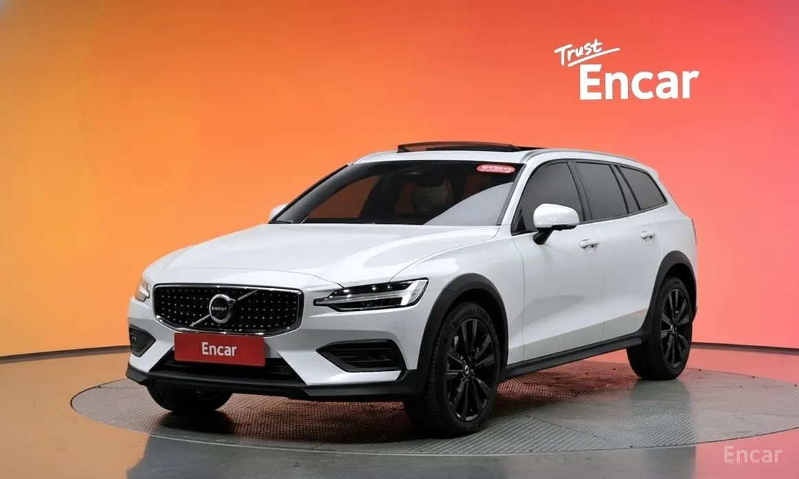 Volvo V60, 2023 — купить в Ижевске под ключ