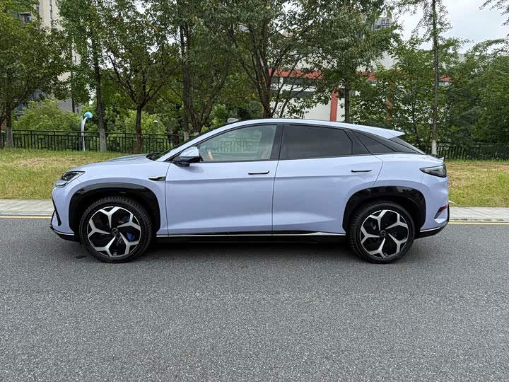 BYD Sea Lion 07 EV, 2025 — фото 3 из 9