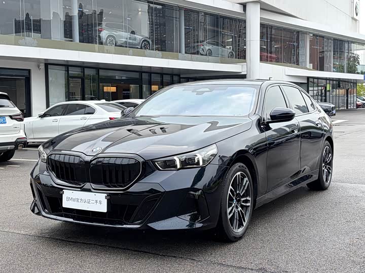 BMW 5 Series, 2026 — купить в Иванове под ключ