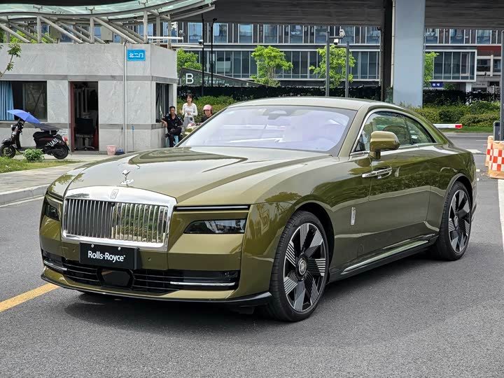 Rolls-Royce Spectre, 2025 — купить в Саратове под ключ