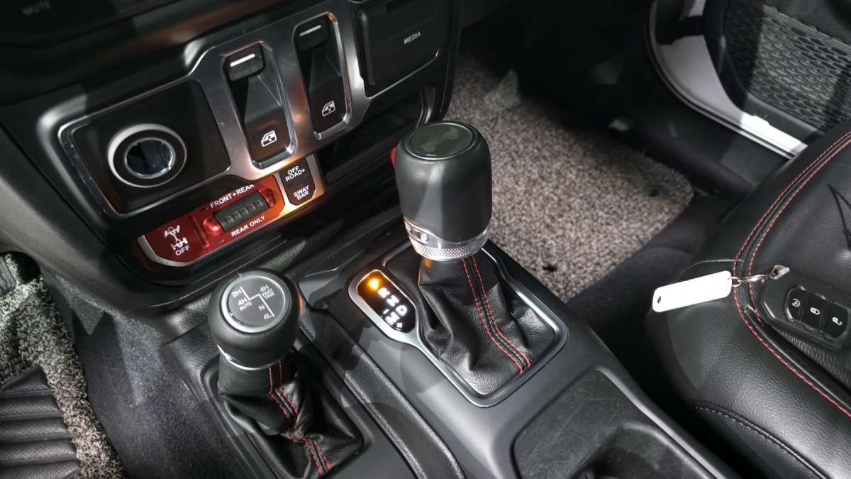 Jeep Wrangler, 2022 — фото 8 из 12