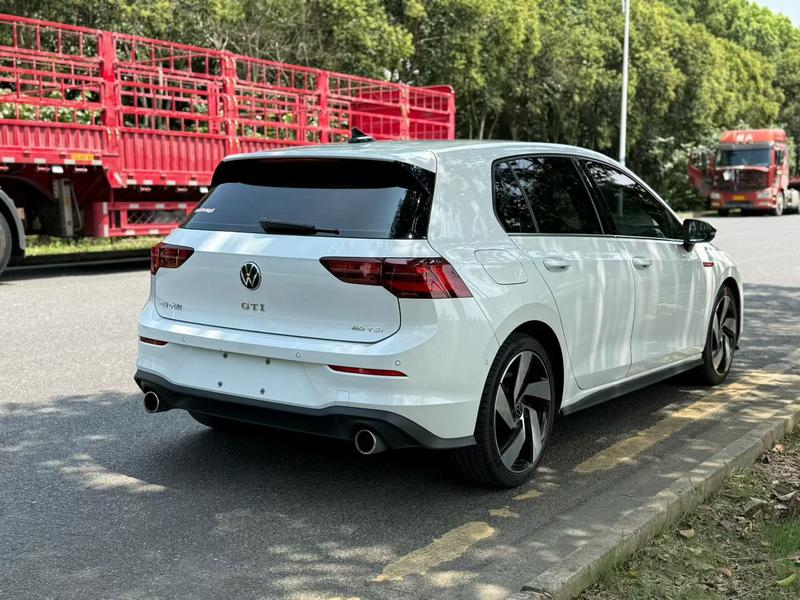 Volkswagen Golf GTI, 2023 — фото 6 из 12