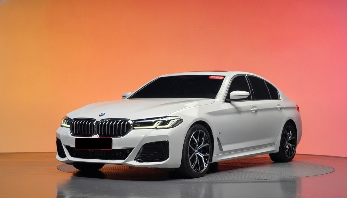 BMW 5 Series, 2023 — купить в Перми под ключ