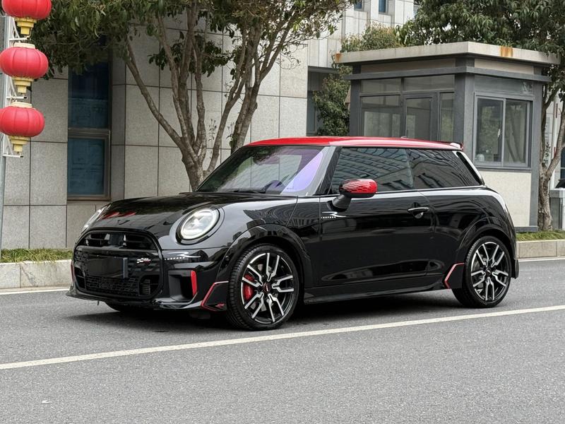 Mini Mini JCW, 2024 — купить в Самаре под ключ