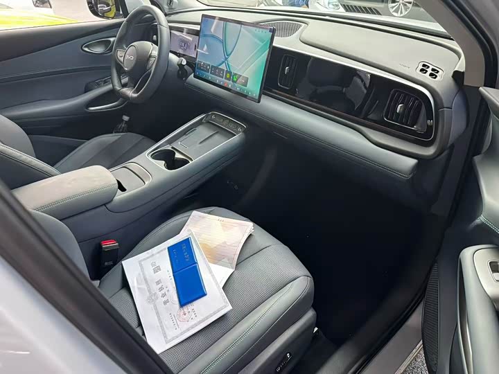 BYD Sea Lion 05 DM-i Hybrid, 2026 — фото 7 из 9