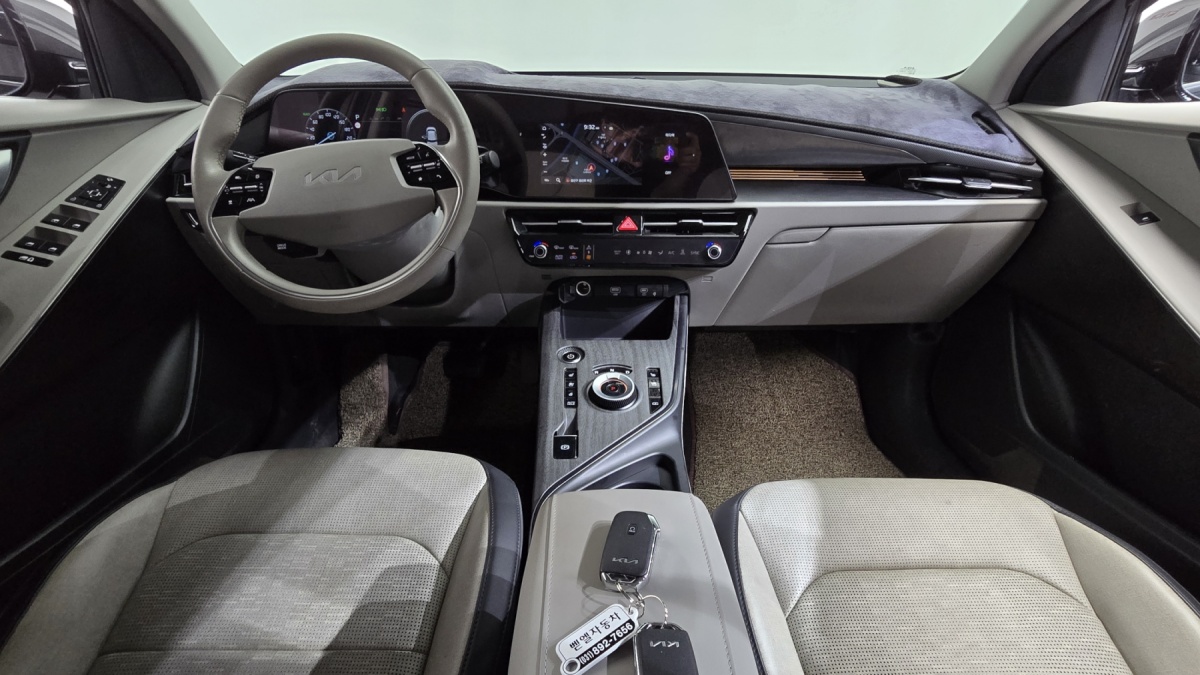 Kia Niro, 2022 — фото 6 из 12