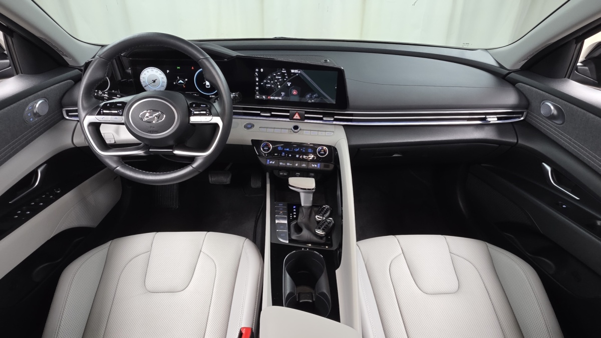 Hyundai Avante, 2022 — фото 7 из 12