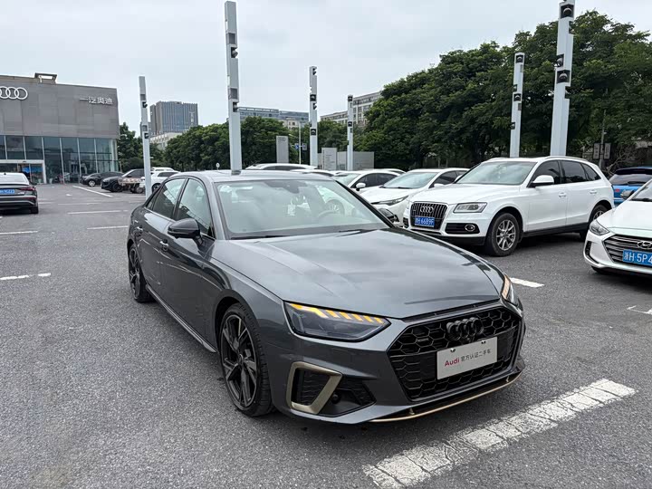 Audi A4L, 2023 — фото 3 из 9