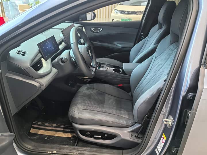 BYD Seal 06 GT, 2025 — фото 5 из 9