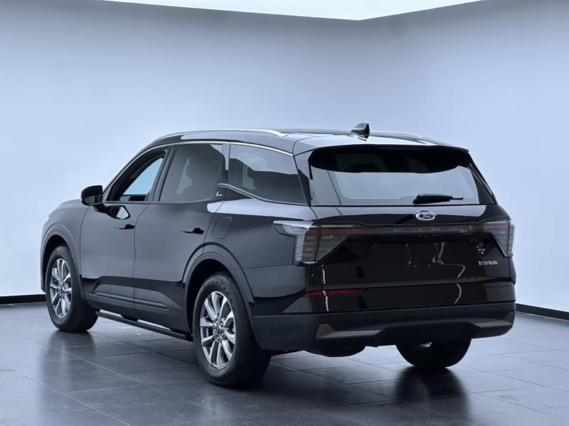 Ford Edge, 2023 — фото 4 из 12