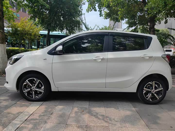 Changan BenBen E-Star, 2022 — фото 8 из 9