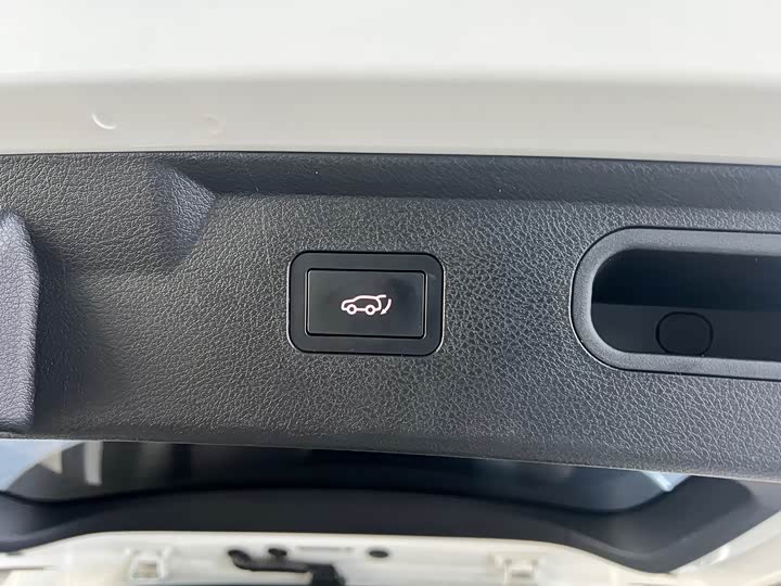 BYD Song Max Hybrid, 2023 — фото 9 из 9