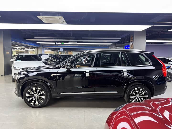 Volvo XC90, 2024 — фото 4 из 9