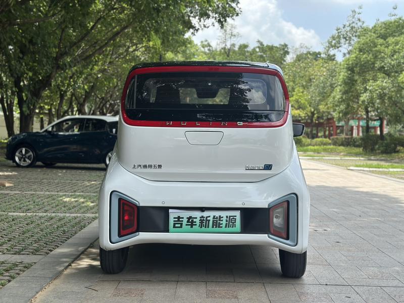 Wuling Nano EV, 2021 — фото 5 из 11