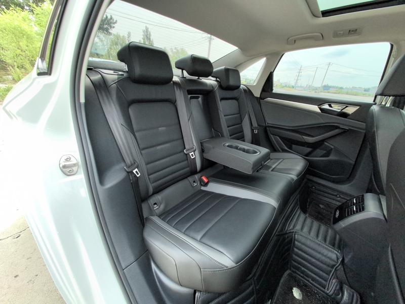 Volkswagen Sagitar L, 2022 — фото 11 из 12