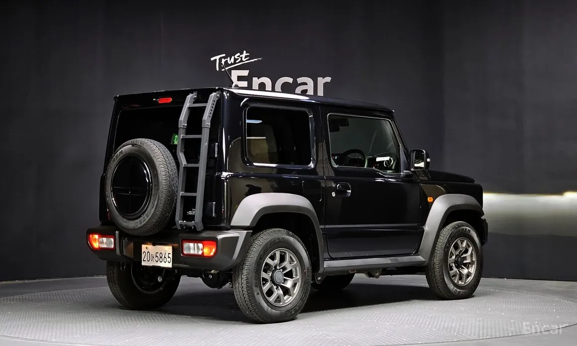 Suzuki Jimny, 2023 — фото 2 из 12