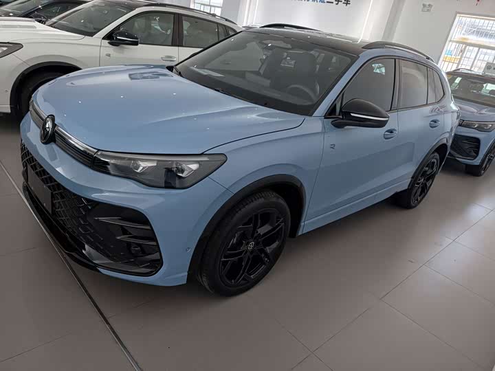 Volkswagen Tiguan L Pro, 2025 — фото 3 из 9