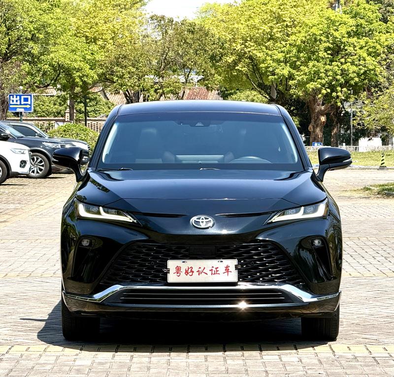 Toyota Venza, 2023 — фото 2 из 12