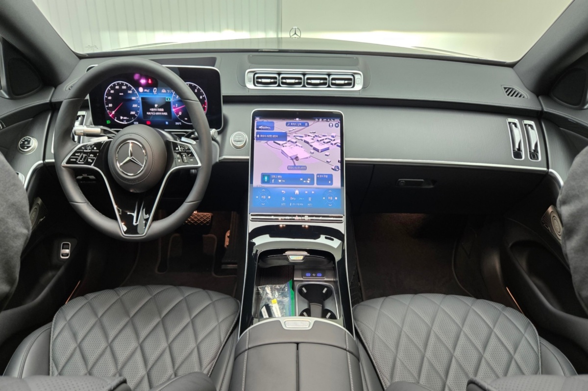 Mercedes-Benz S-Class, 2025 — фото 7 из 12