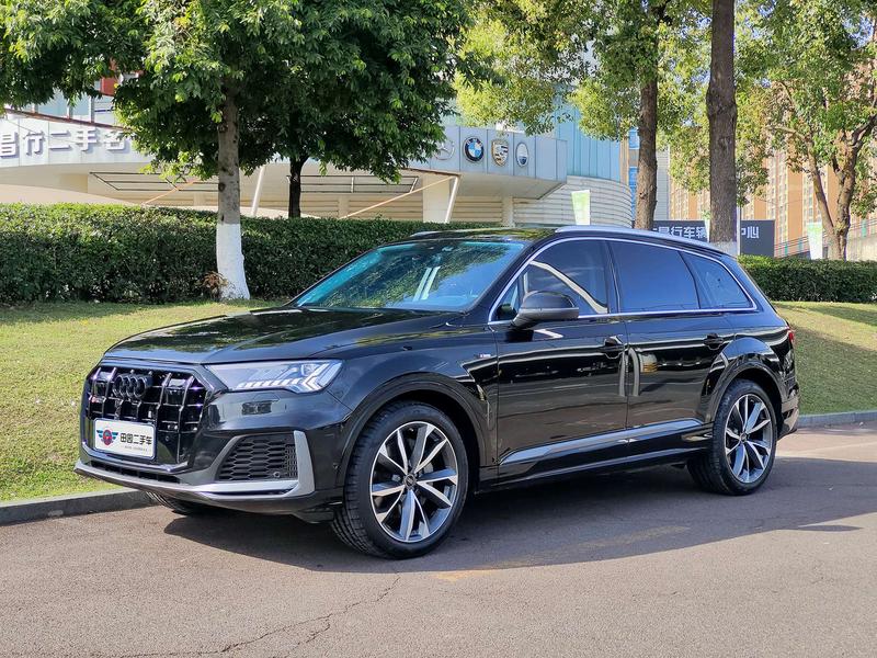 Audi Q7, 2024 — купить в Москве под ключ