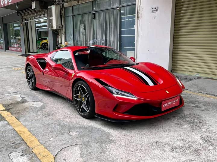 Ferrari F8, 2022 — фото 3 из 9