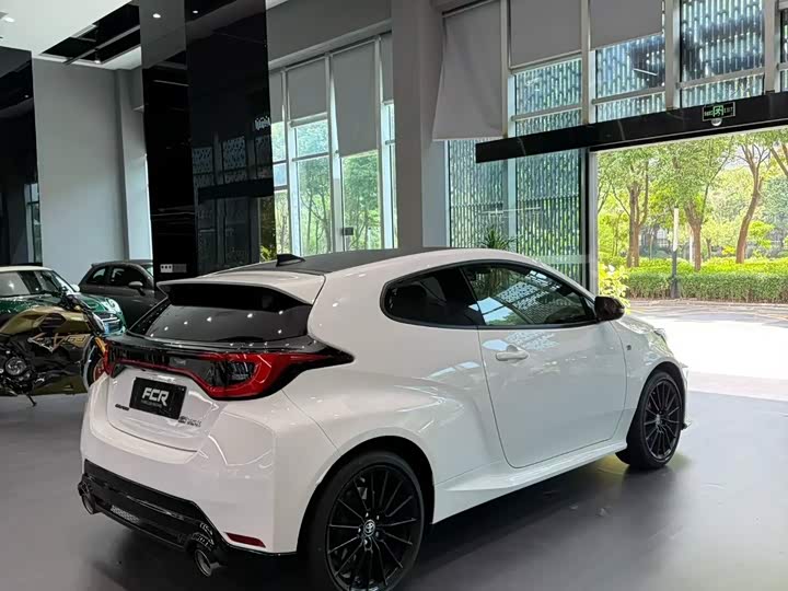 Toyota GR Yaris, 2025 — фото 6 из 9