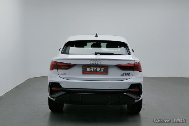 Audi Q3 Sportback, 2022 — фото 3 из 12
