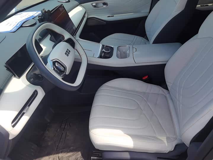 Geely Galaxy Starship 7, 2025 — фото 9 из 9