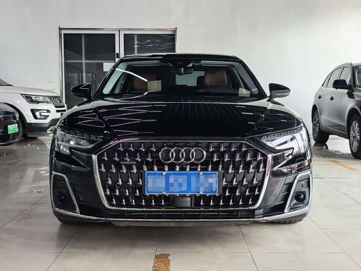 Audi A8, 2023 — фото 2 из 9