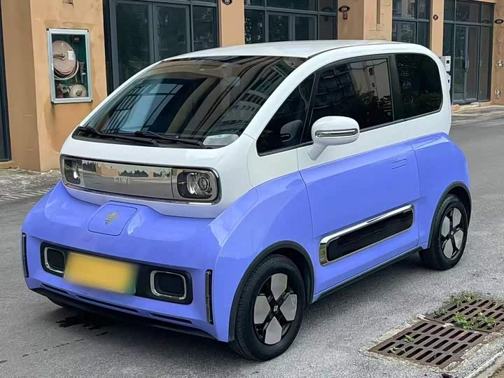 Baojun KiWi EV, 2024 — фото 2 из 9