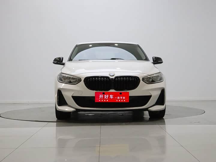 BMW 1 Series, 2022 — фото 2 из 9