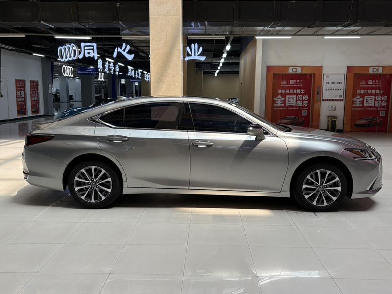 Lexus ES, 2024 — фото 6 из 11