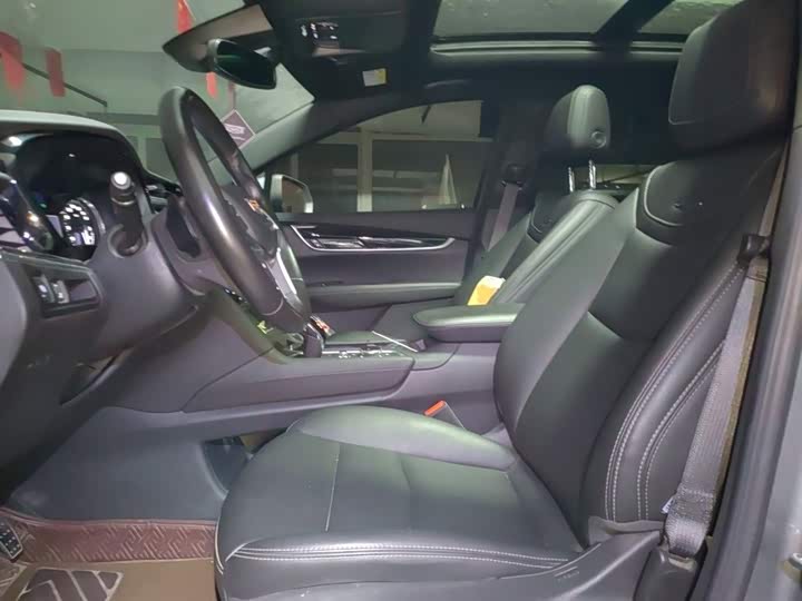 Cadillac XT5, 2022 — фото 8 из 9