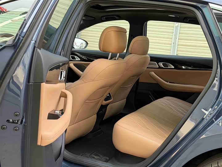 Geely Galaxy A7, 2025 — фото 8 из 9