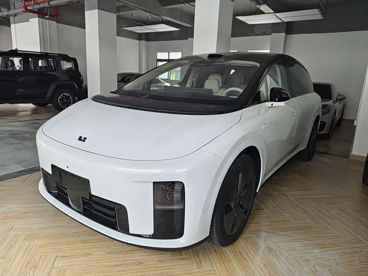 LiXiang i8, 2026 — купить в Ульяновске под ключ