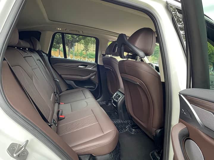 BMW X3, 2022 — фото 6 из 9