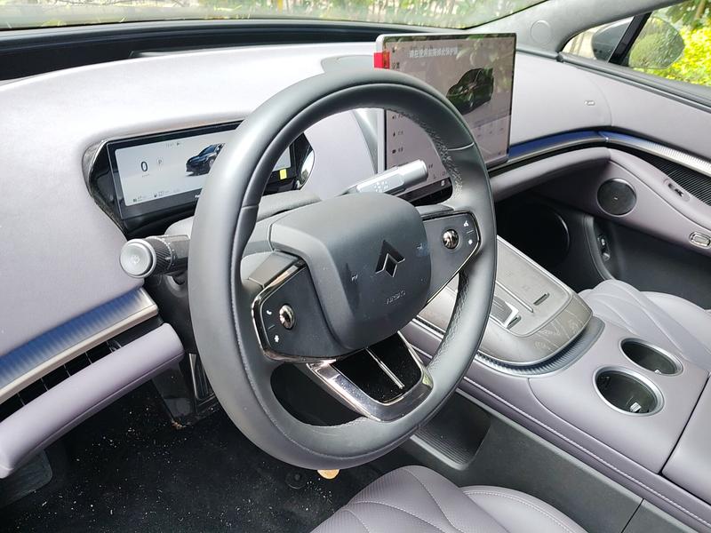GAC Hyptec A8, 2025 — фото 11 из 12