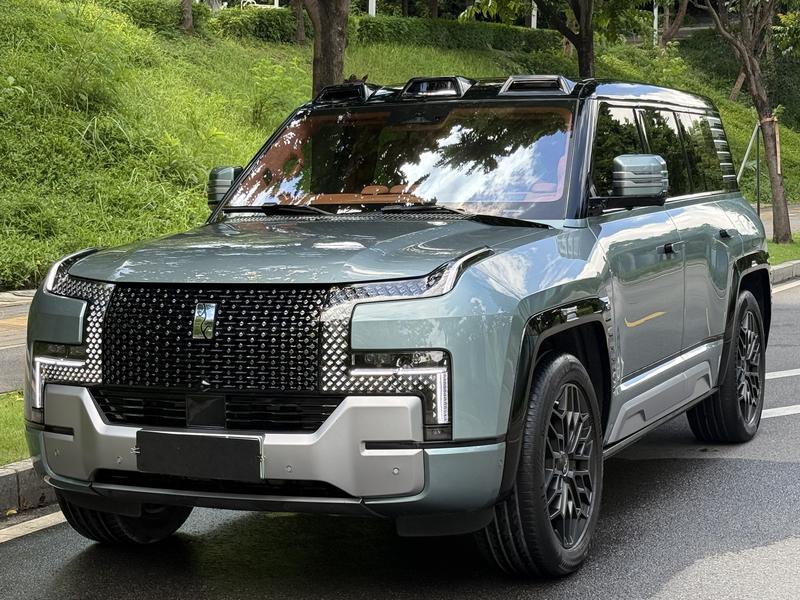 BYD Yangwang U8, 2023 — купить в Самаре под ключ