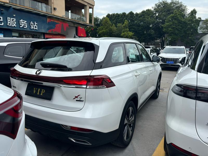 Changan X7 Plus, 2024 — фото 5 из 10
