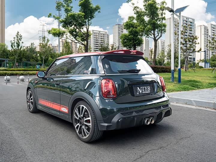 Mini Mini JCW, 2021 — фото 6 из 9