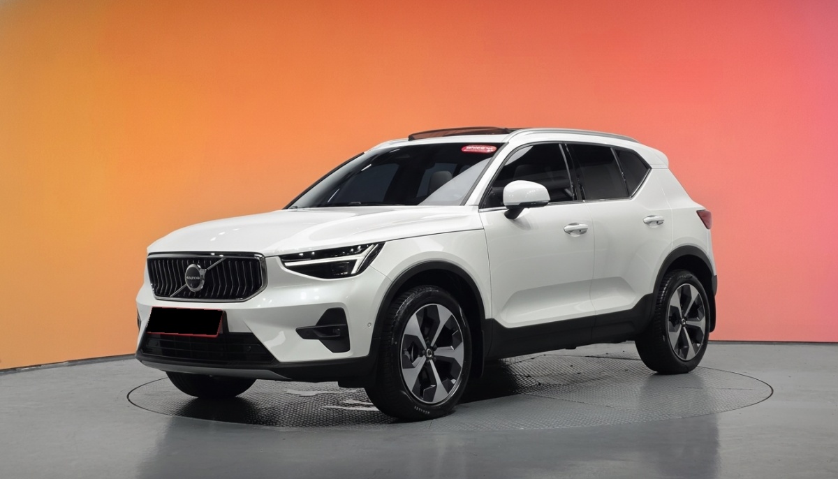 Volvo XC40, 2024 — купить в Воронеже под ключ