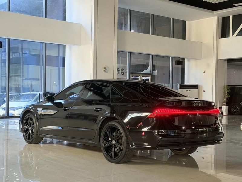 Audi A7L, 2024 — фото 4 из 11